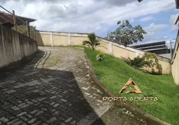 Imagem Casa 3 quartos, suíte e área verde - cod 1260