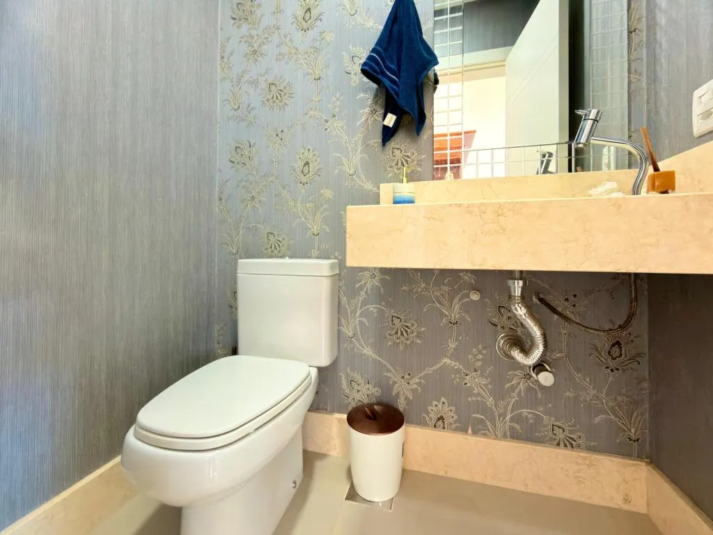 Imagem Casa em Condominio 4 Dormitórios - Bairro --