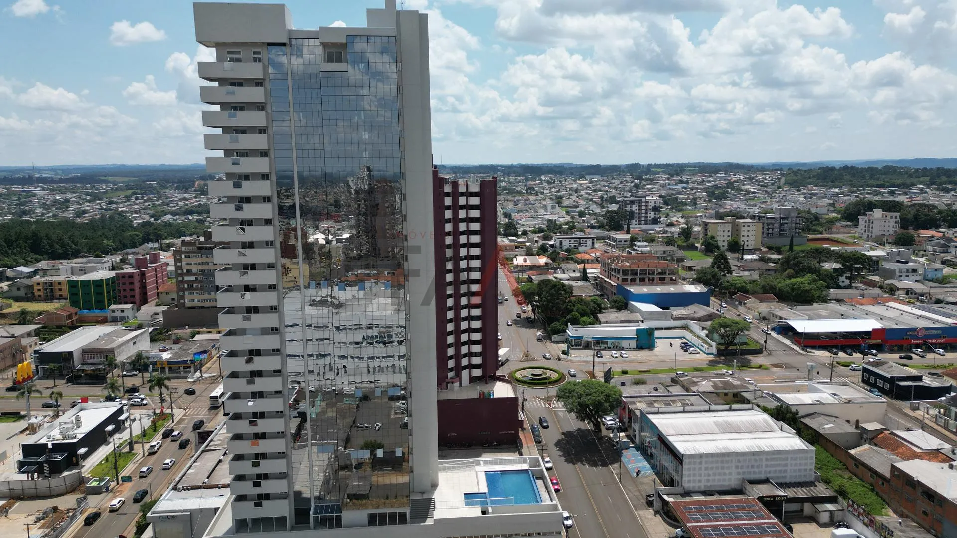 Imagem Eunice Guimarães Apartamento ALTO PADRÃO à venda no CENTRO de GUARAPUAVA - PR