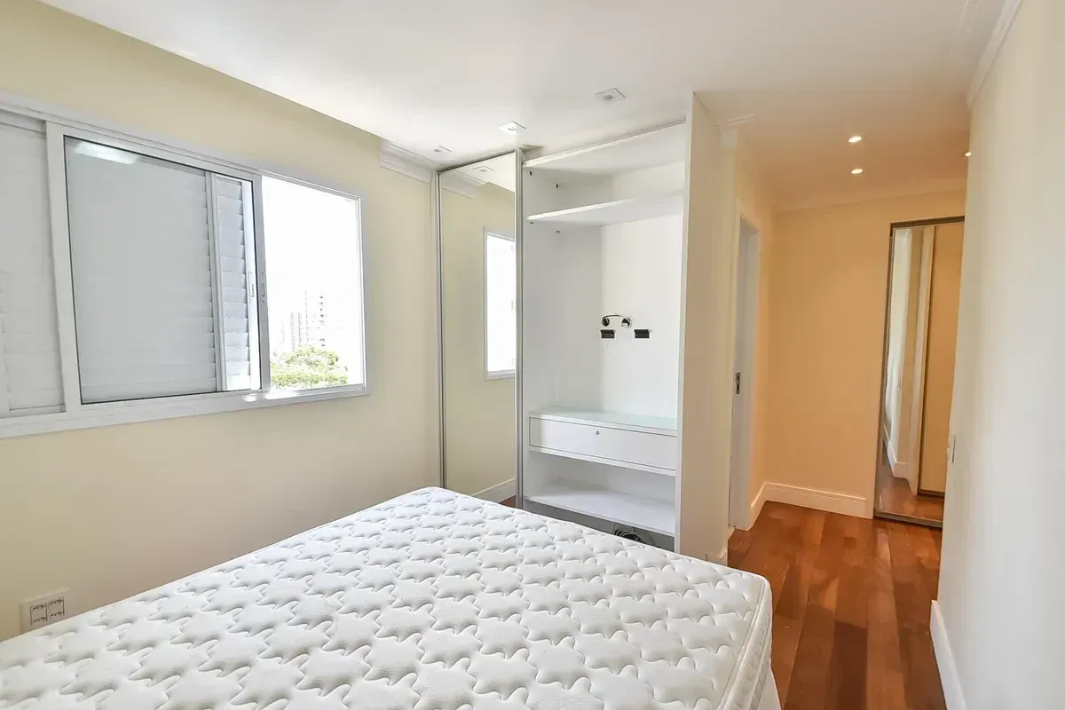 Imagem Apartamento com 3 Quartos à Venda, 134 metros em Bosque da Saúde - São Paulo
