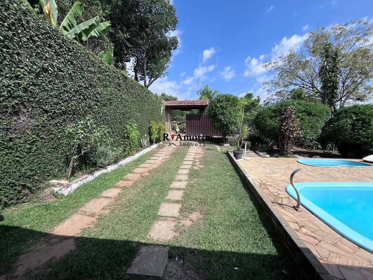 Imagem Sitio a venda no Terras de Santa Carolina em Itu.