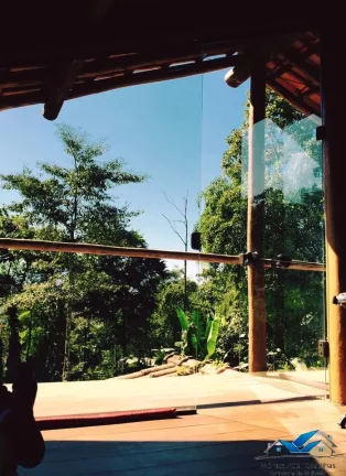 Imagem Lindo sitio com 2 casas meio a natureza - Paraty - com rio passando pelo terreno