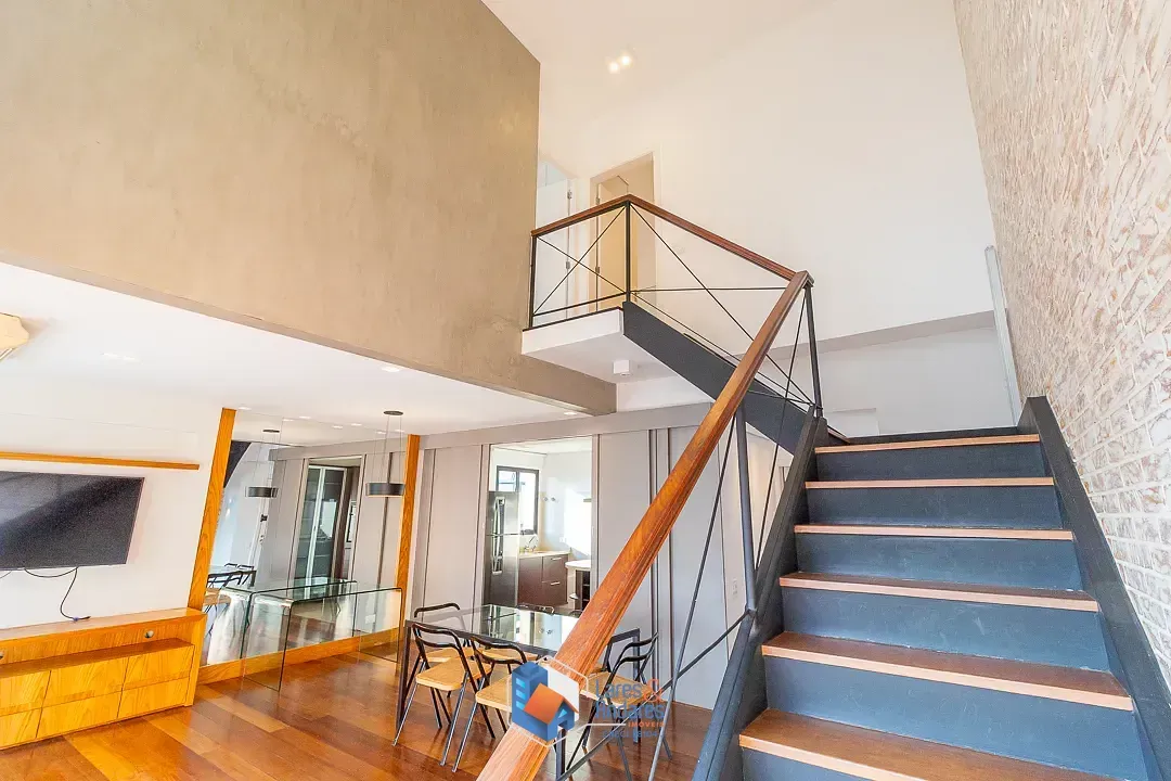 Imagem Duplex para venda em Pinheiros com 2 quartos, sendo 2 suítes, 132m²