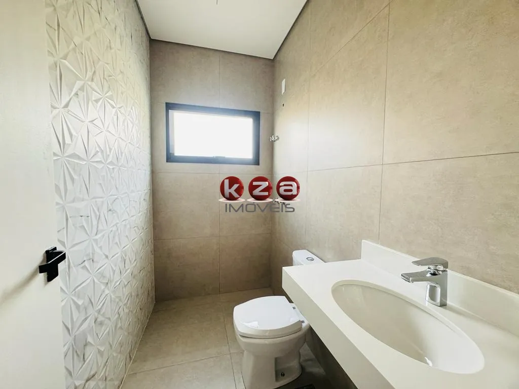 Imagem Incrível Casa em Condomínio à Venda em Valinhos-SP, Vila Capuava - 3 Quartos, 3 Suítes, 2 Salas, 4 Banheiros, 4 Vagas - 169,00 m².