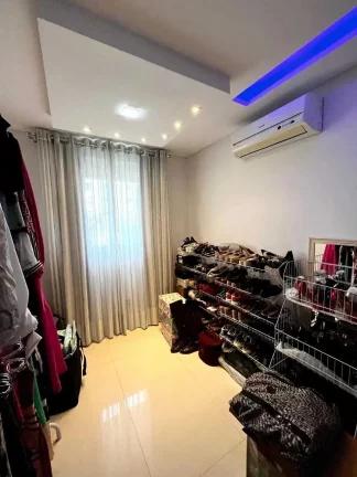 Imagem Apartamento com 3 dormitórios sendo 1 suíte e 1 vaga de garagem em Joinville/SC
