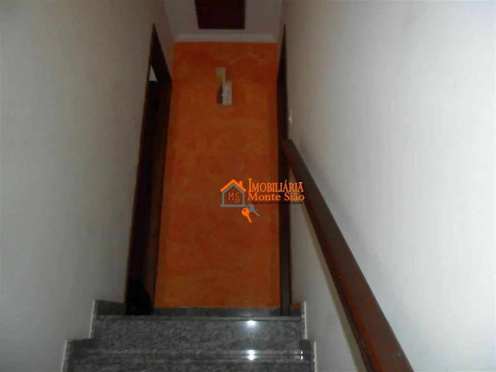 Imagem Sobrado com 2 dormitórios à venda por R$ 620.000,00 - Jardim Cocaia - Guarulhos/SP