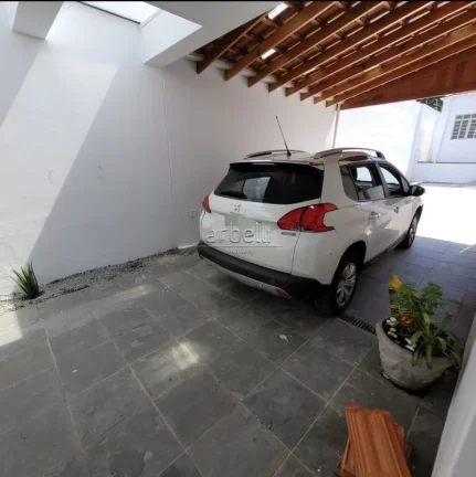 Imagem Sobrado comercial com 300 metros quadrados de terreno e 230 metros quadrados de área construída, 2...