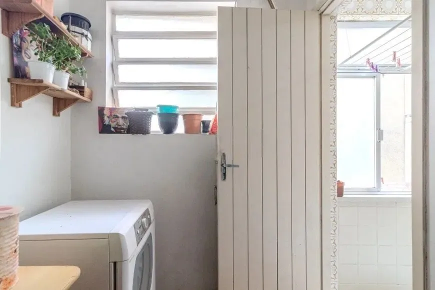 Imagem Apartamento de 3 Dormitórios com Garagem à Venda no Rio Branco, Próximo à Redenção