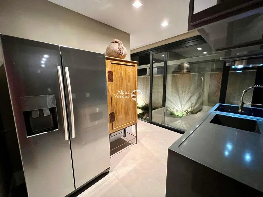 Imagem Casa Lagoa com 5 suites com 435m2 Condomínio Velas da Marina
