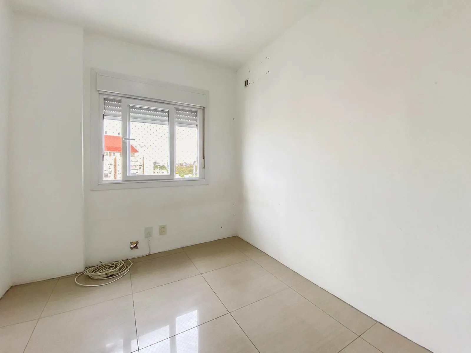 Imagem Apartamentos / 2 Dormitórios / 1 Suíte / 1 Vaga / São Sebastião / Porto Alegre / RS