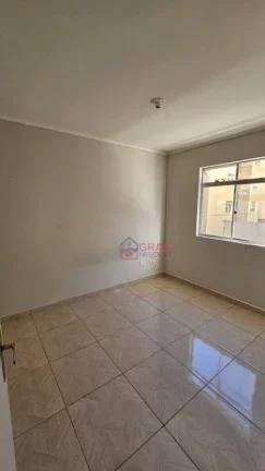 Imagem Apartamento com 3 dormitórios à venda - Pinheirinho