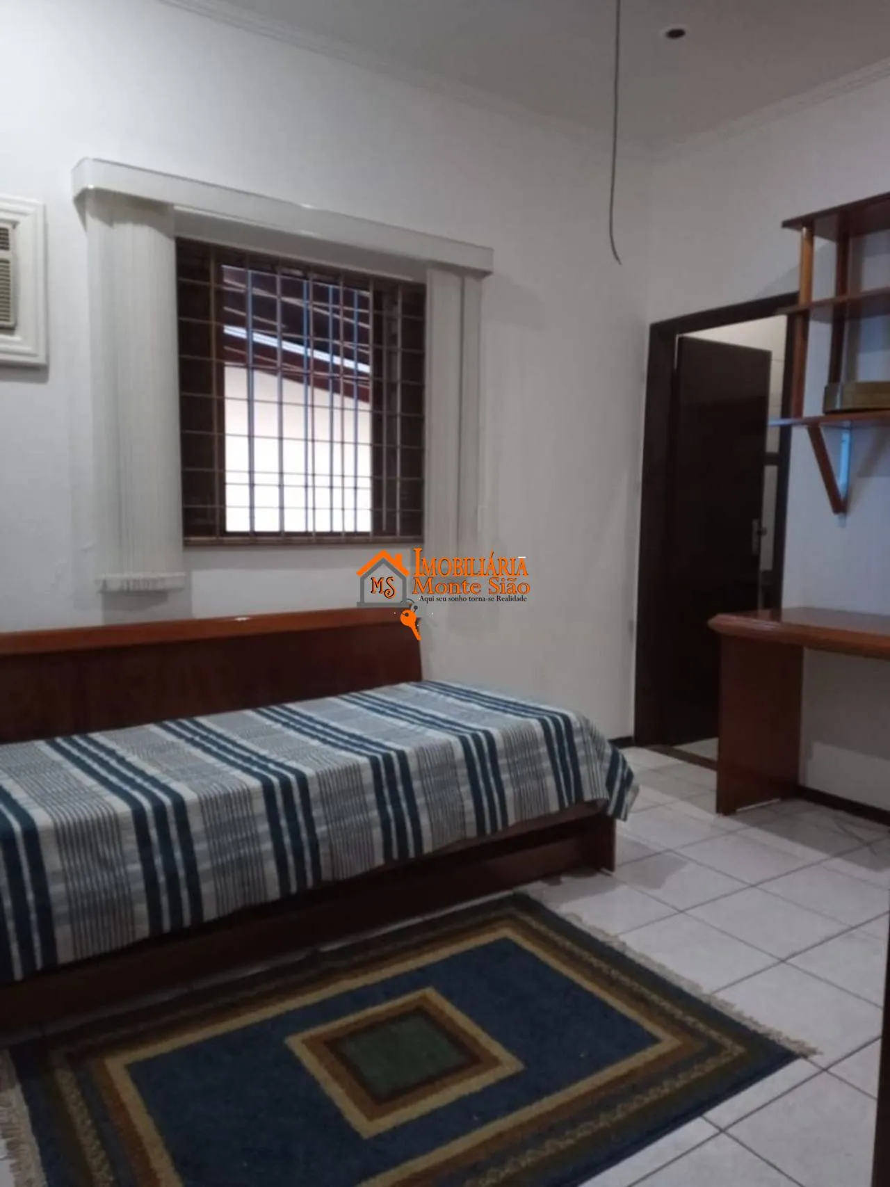 Imagem Sobrado com 3 dormitórios à venda, 256 m² por R$ 1.200.000,00 - Vila Augusta - Guarulhos/SP
