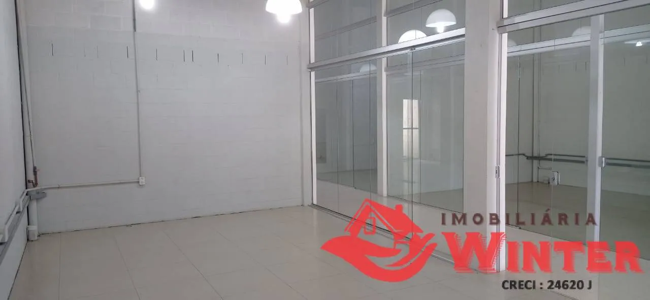 Imagem Sala comercial nova no Centro de Feliz.
