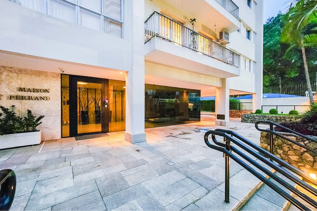 Imagem Apartamento à venda em São Paulo, Campo Belo, com 4 quartos, 180m2