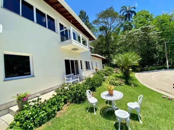 Imagem Casa em Condomínio para Venda em Ubatuba / SP no bairro Horto Florestal