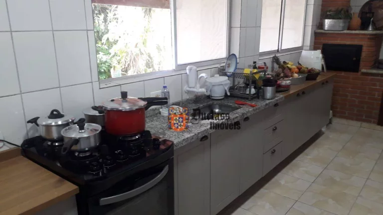 Imagem Casa com 3 dormitórios à venda, 290 m² por R$ 1.600.000 - Prainha - Caraguatatuba/SP