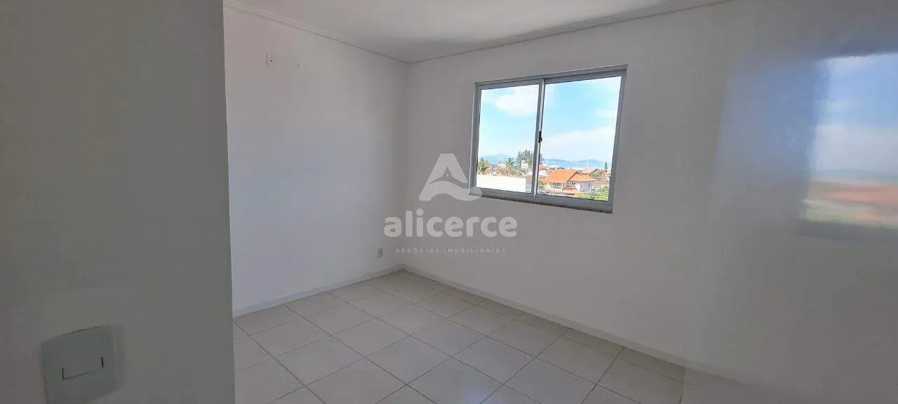 Imagem Apartamento térreo, novo, perto do mar na Barra do Aririú - Palhoça - SC - 2 dormnitórios