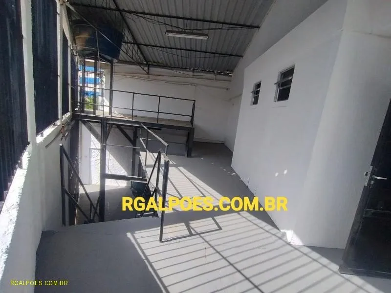 Imagem Galpão para Locação em BELFORD ROXO, Centro, 3 banheiros