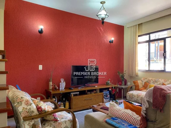 Imagem Casa à venda, 114 m² por R$ 650.000,00 - Cascata Guarani - Teresópolis/RJ