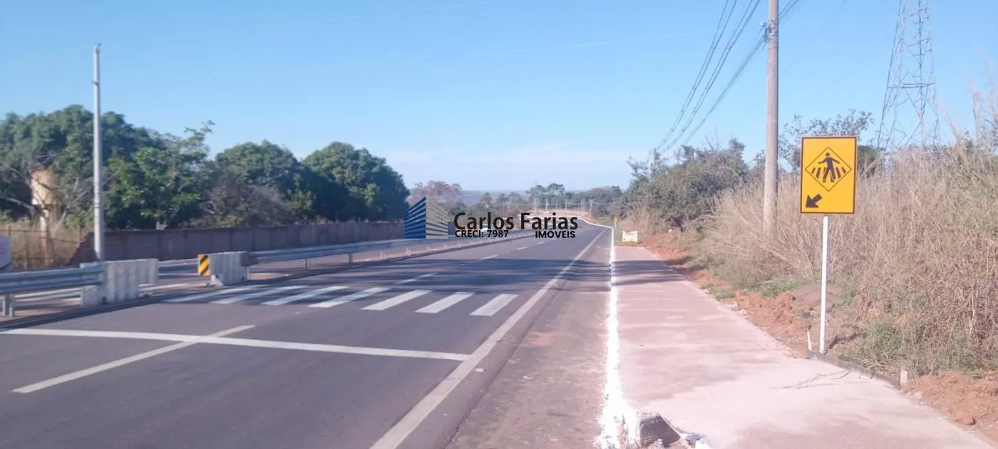 Imagem Chácara para Venda em Brasília, Setor Habitacional Tororó (Jardim Botânico), 3 dormitórios, 1 suíte, 2 banheiros, 2 vagas