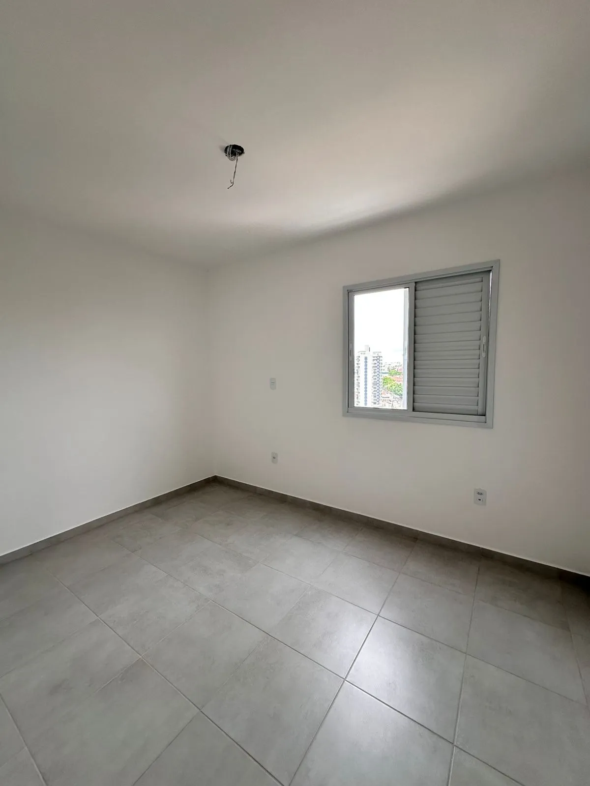 Imagem Apartamento com 61M² de 2 Dormitórios sendo 1 Suíte e Sacada Gourmet no Cond. Residencial Azaleia