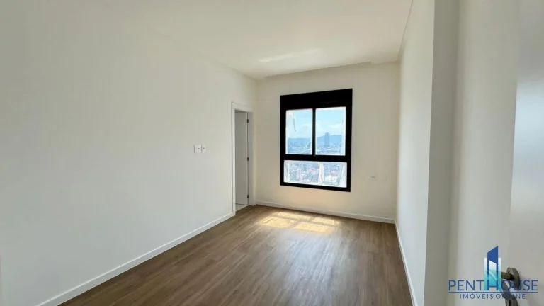 Imagem Apartamento Zona Central para Venda em Balneário Camboriú, CENTRO, 3 dormitórios, 3 suítes, 4 banheiros, 2 vagas