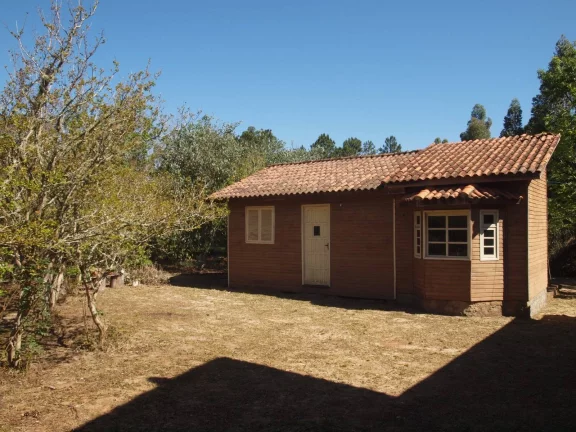 Imagem Sitio com 2.056m², em condomínio fechado, arborizado, Águas Clara, Viamão