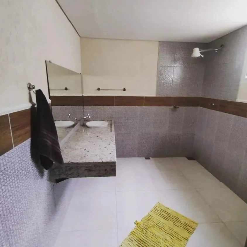 Imagem Vende-se belo sítio em Roças Novas/MG - Terreno com 20.000 m²