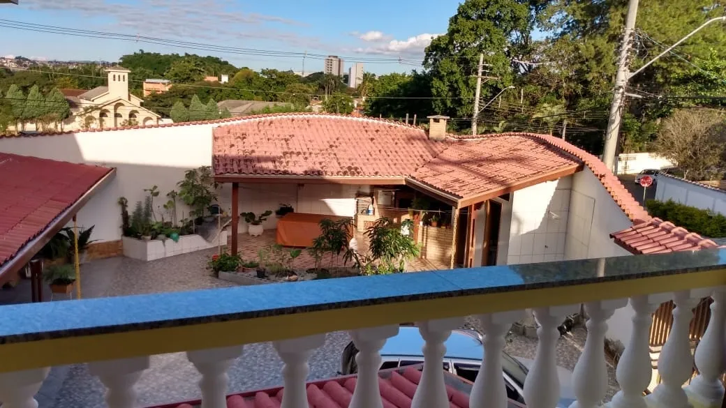 Imagem Casa à venda 4 Quartos, 1 Suite, 3 Vagas, 300M², Vila São José, Taubaté - SP