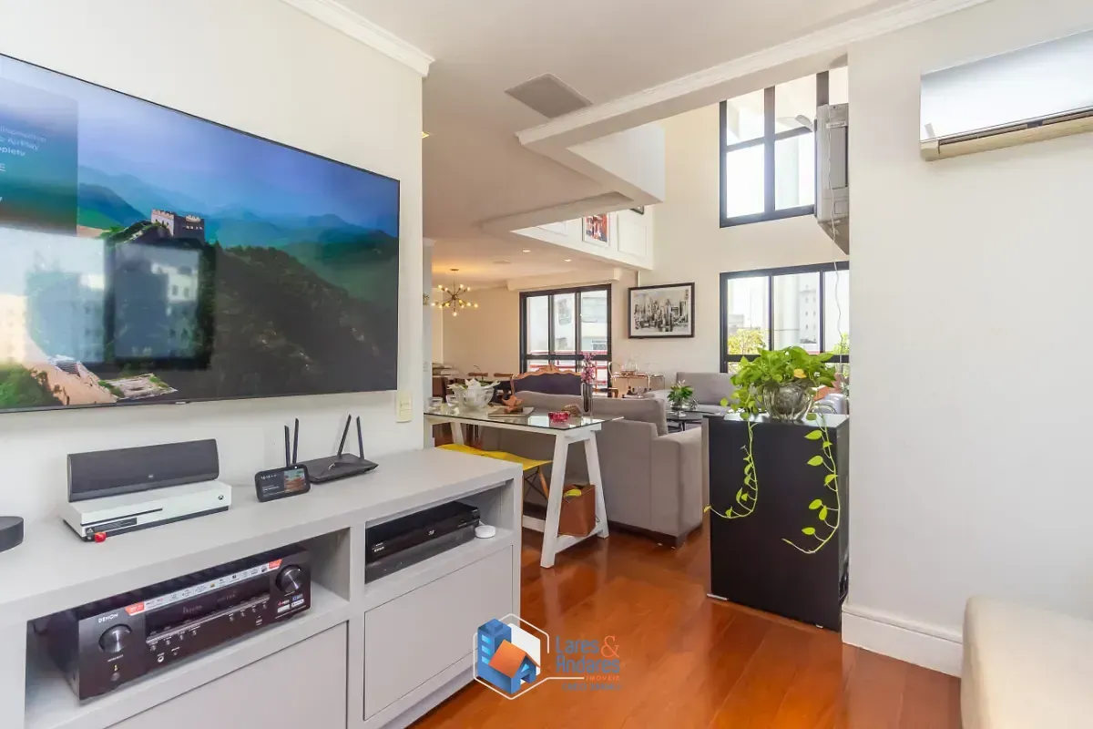 Imagem Duplex para venda em Itaim Bibi com 3 quartos, sendo 3 suítes, 170m²