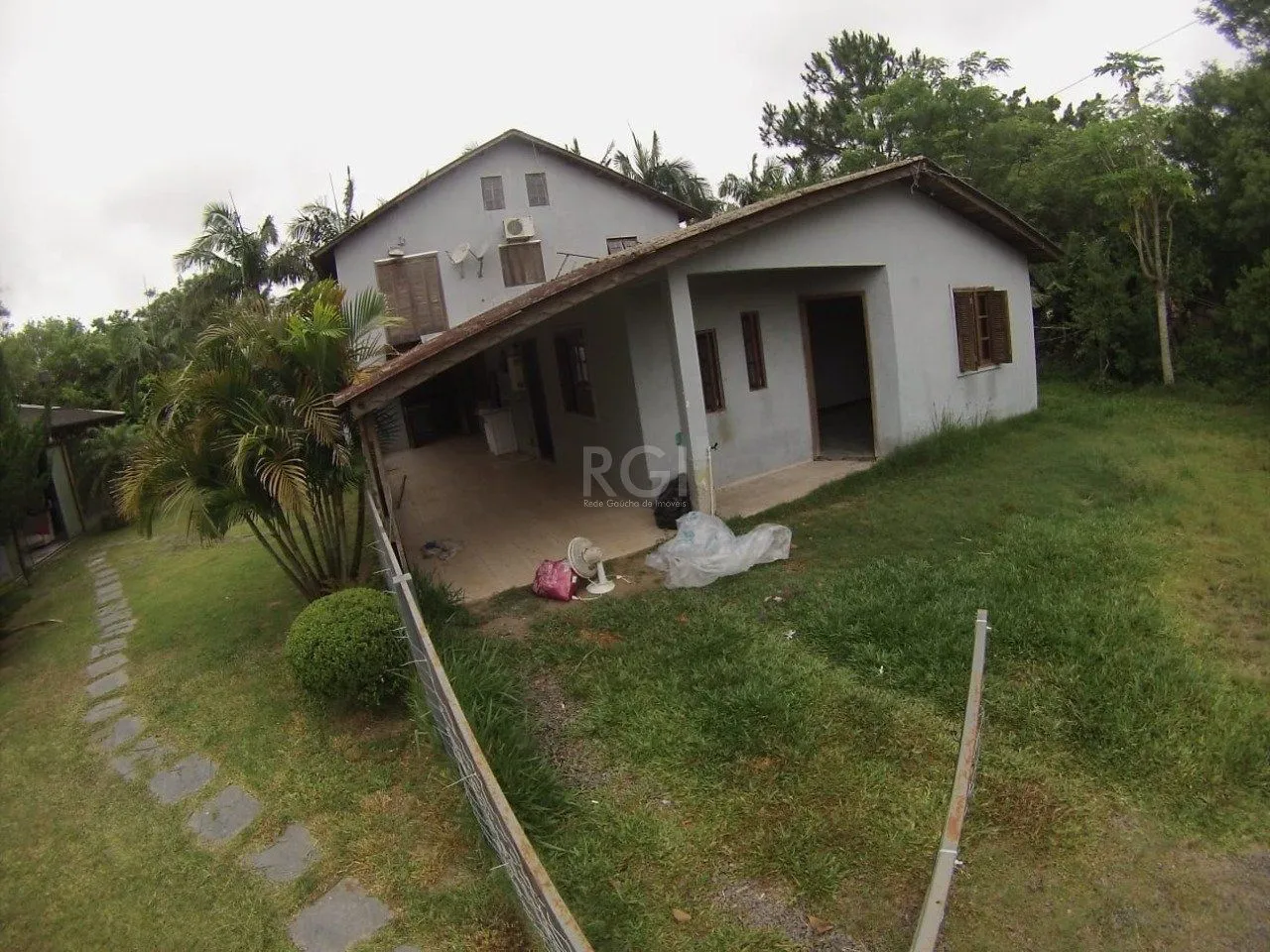 Imagem Casa 5 dormitórios no bairro Ponta Grossa