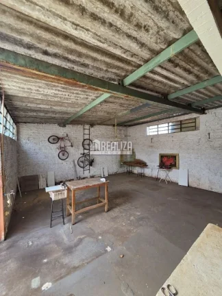 Imagem Casa à venda Bairro Boa Vista, Uberaba - 5 dormitórios e sendo 2 suíte