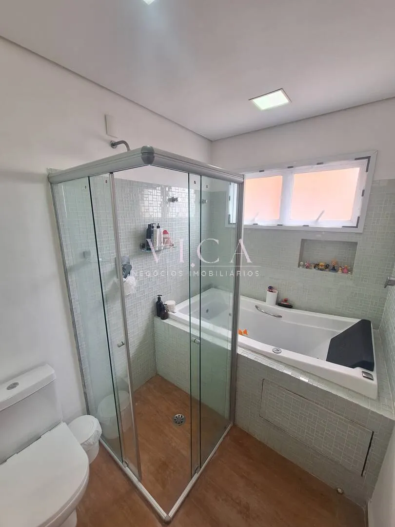 Imagem Alphaville |360m² Casa com Piscina e 3 Suítes | Locação R$ 14.000,00