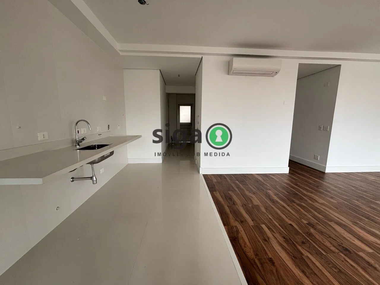 Imagem Apartamento em Moema Pássaros 160m² com 3 Suítes, Varanda Gourmet e Acabamentos de Alto Padrão
