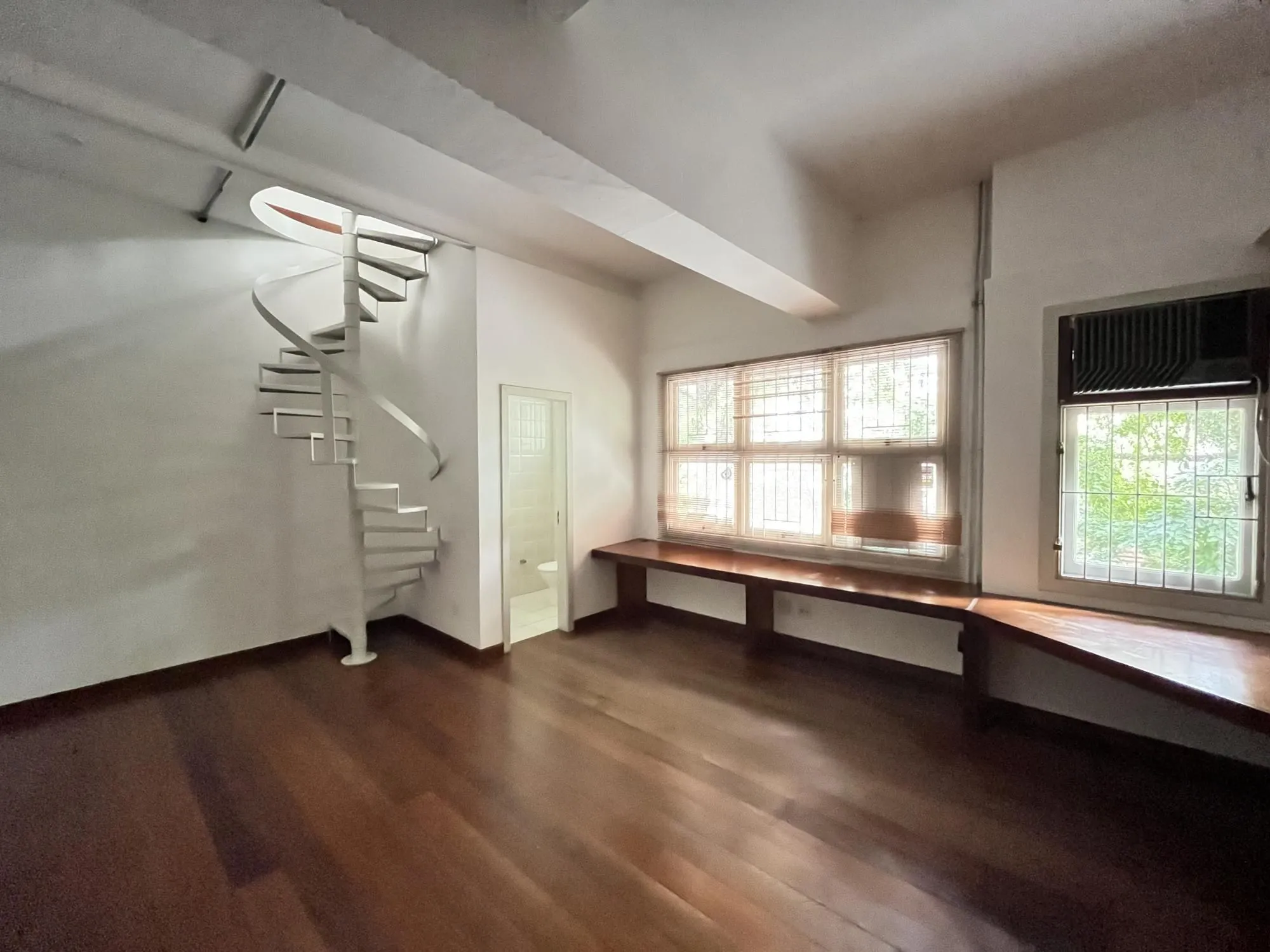 Imagem Sala comercial no bairro Farroupilha em POA