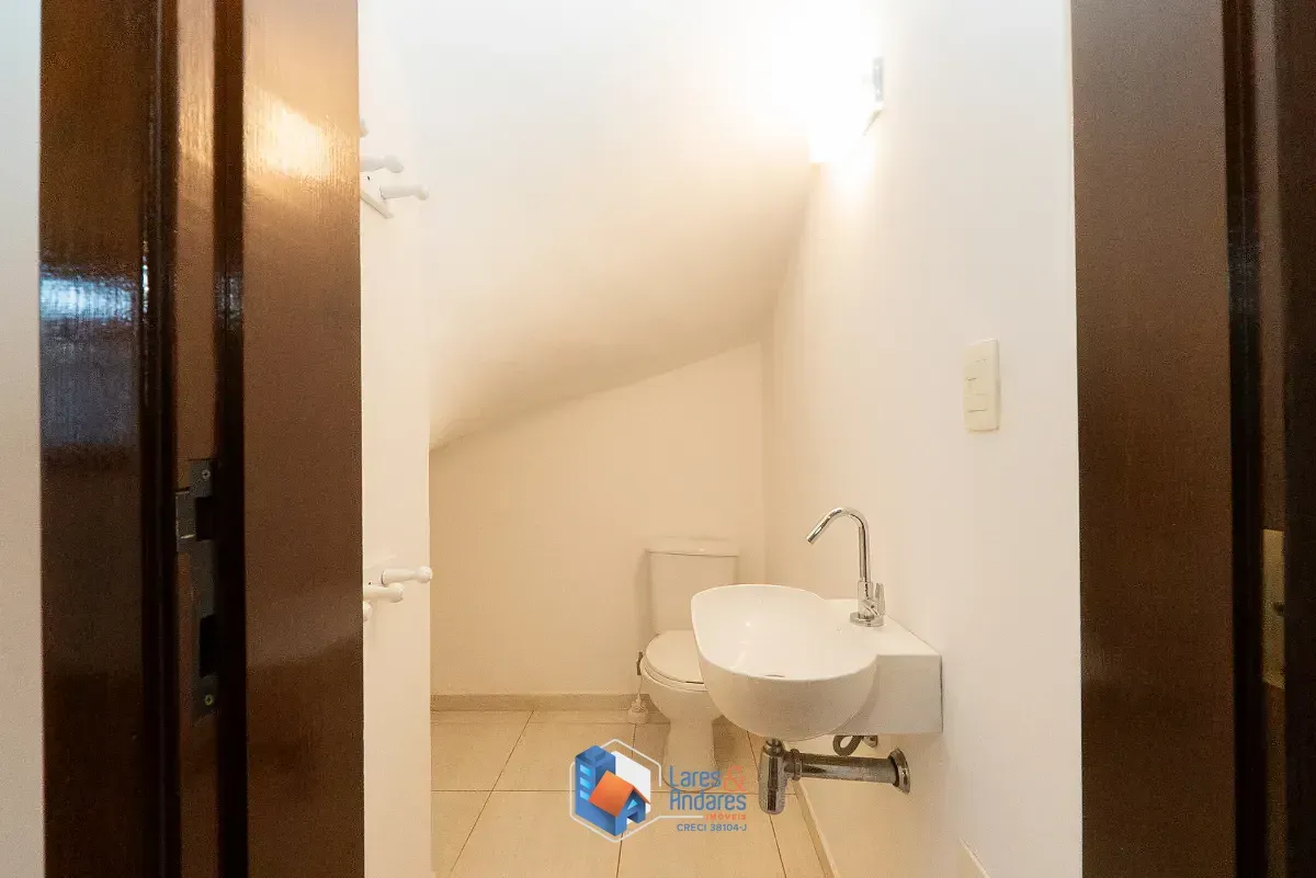 Imagem Casa de vila para venda em Indianópolis com 3 quartos, sendo 1 suíte, 239m²