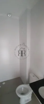 Imagem Sobre o imóvel
Sobrado à venda com 3 quartos, 1 suite, 2 vagas e 2 banheiros.
Localizado em Rua He...