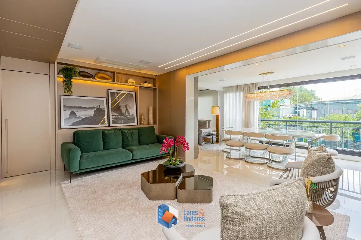 Imagem Apartamento garden para venda em Vila Olímpia com 3 quartos, sendo 3 suítes, 220m²