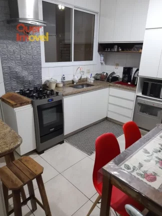 Imagem Apartamento à venda em Ribeirão Preto-SP no Jardim Botânico - Edifício Santana 2 quartos, 1 suíte, 2 salas, 2 banheiros, 1 vaga - Quer Imóvel Negócios Imobiliários.