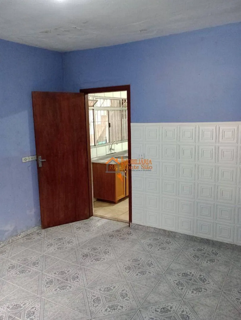 Imagem Casa com 3 dormitórios à venda por R$ 318.000,00 - Água Chata - Guarulhos/SP