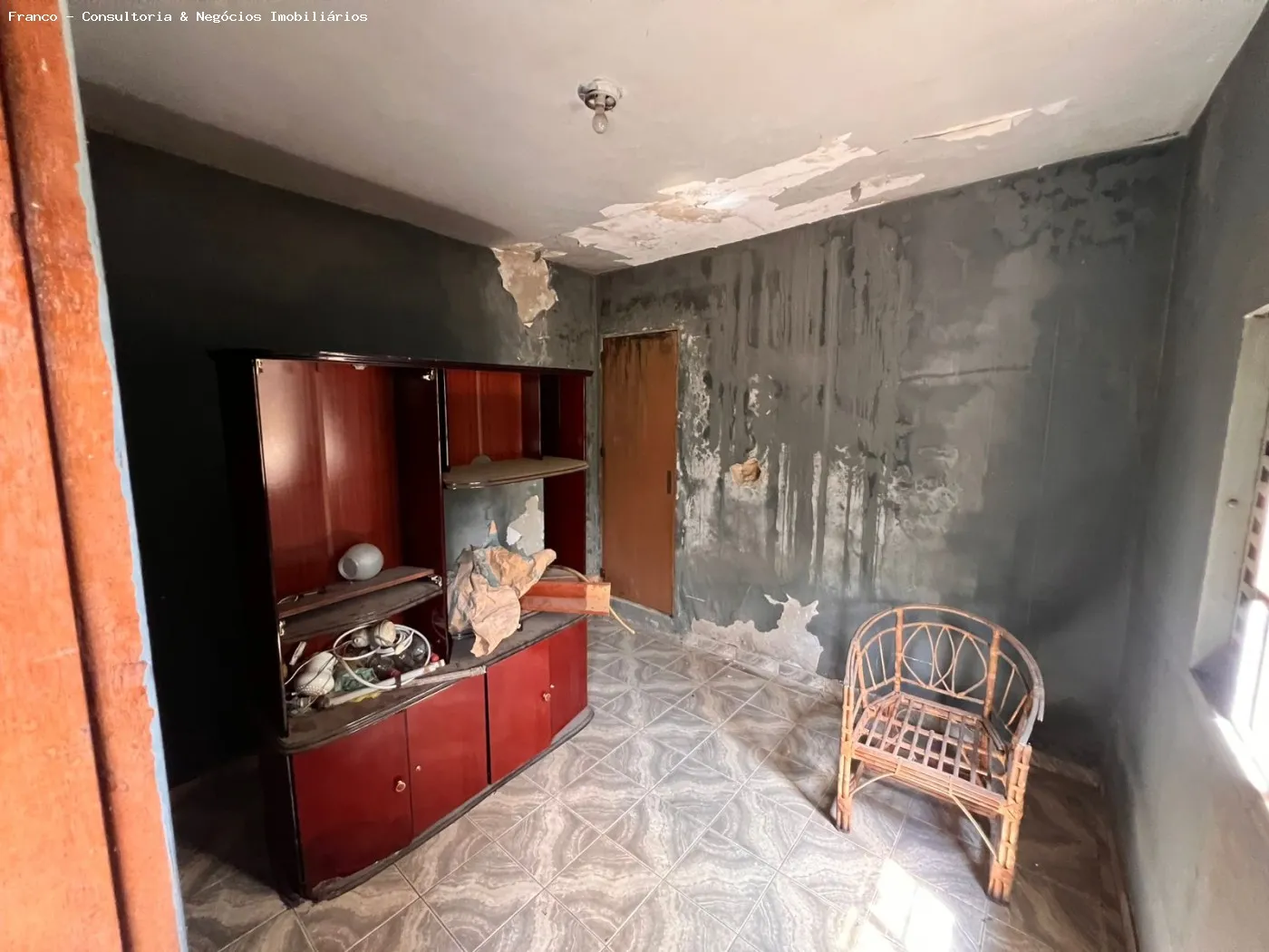 Imagem Sobrado para Venda em Franco da Rocha, Vila Bela, 5 dormitórios, 2 suítes, 4 banheiros, 2 vagas