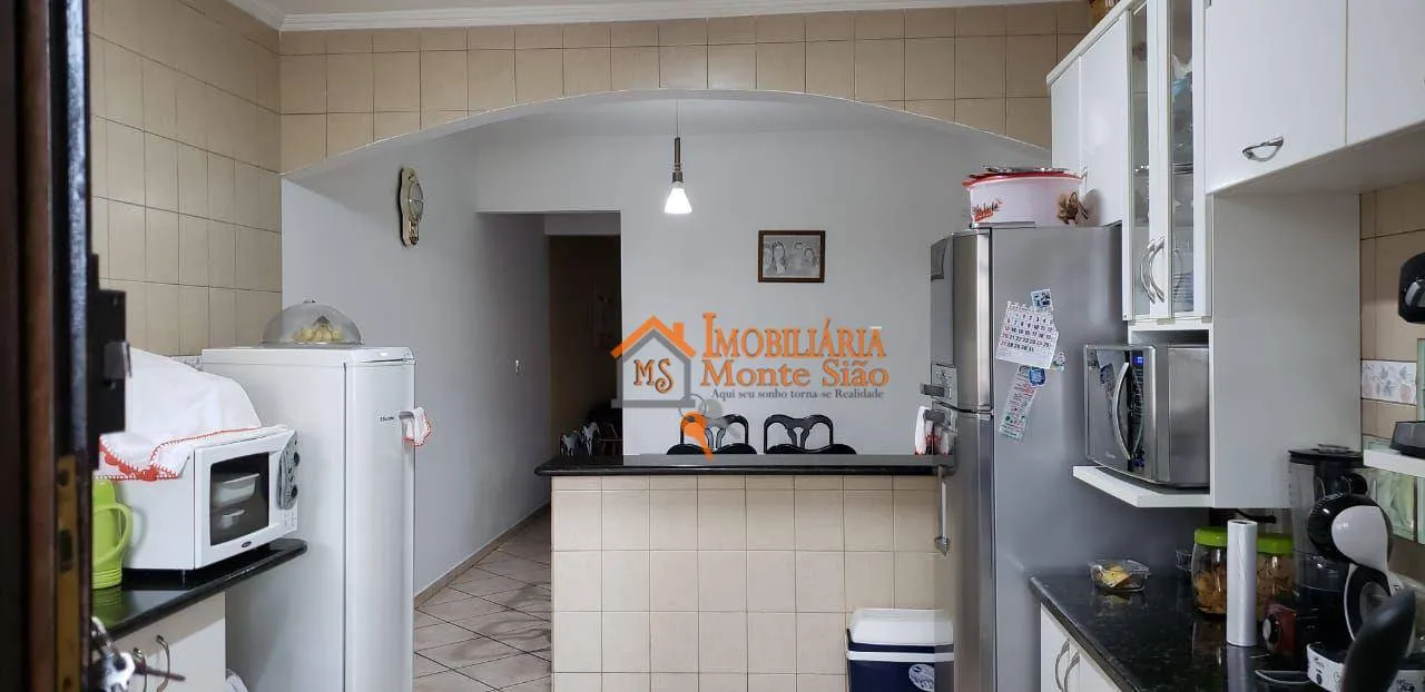 Imagem Sobrado com 3 dormitórios à venda, 232 m² por R$ 499.000,00 - Presidente Dutra - Guarulhos/SP