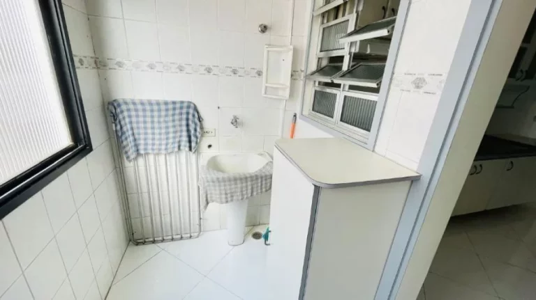 Imagem Apartamento com Vista Lateral para o Mar em Praia Grande – Bairro Ocian