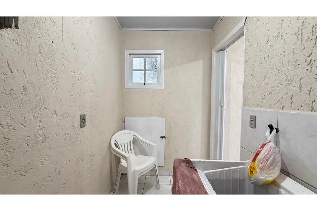 Imagem Casa à venda em Xangri-Lá, Centro, com 5 quartos, 224,44m2