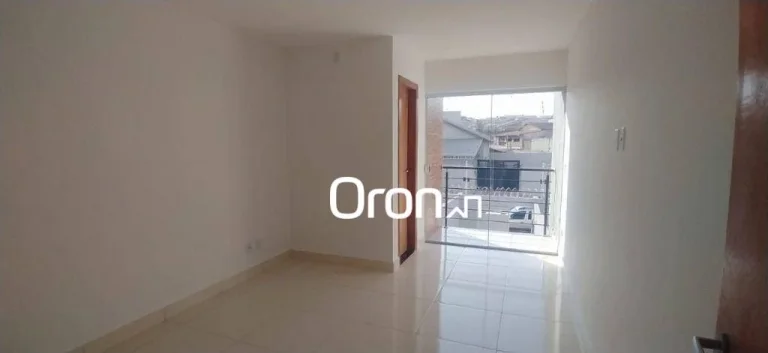 Imagem Sobrado com 2 dormitórios à venda, 84 m² por R$ 299.000,00 - Jardim São José - Goiânia/GO