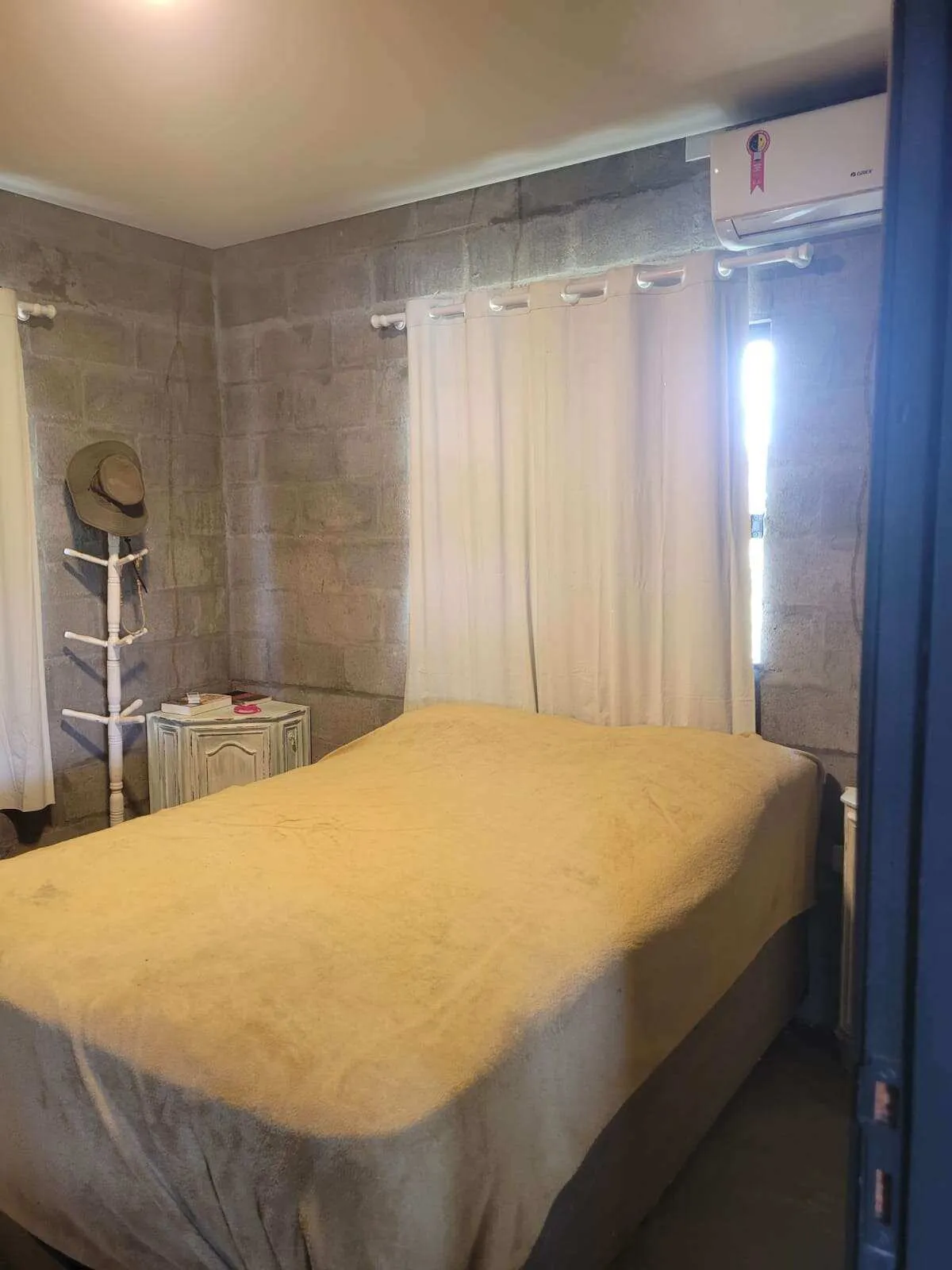 Imagem Sítio à venda em Mata de São João, com 2 quartos, 201m2m2