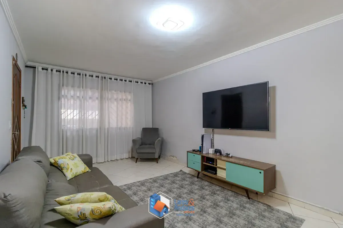 Imagem Sobrado para venda em Vila Nair com 3 quartos, sendo 1 suíte, 99m²