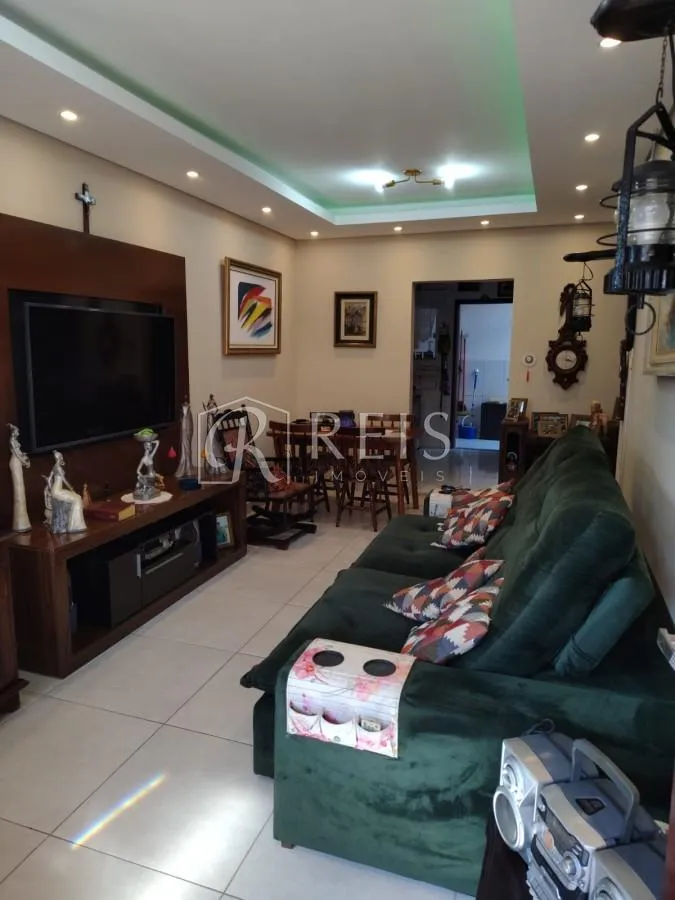 Imagem Casa para Venda em Rio das Ostras, Chácara Mariléa, 2 dormitórios, 1 suíte, 2 banheiros, 1 vaga