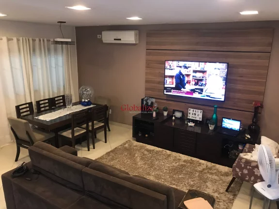 Imagem SOBRADO, 4 QUARTOS, 3 SUÍTES, 1 QUATRO DE EMPREGADA COM BANHEIRO, GARAGEM COBERTA, PISCINA E CHURRASQUEIRA