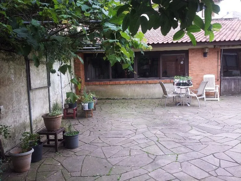 Imagem Casa para Venda - 400m², 3 dormitórios, sendo 1 suites, 2 vagas - Cristal